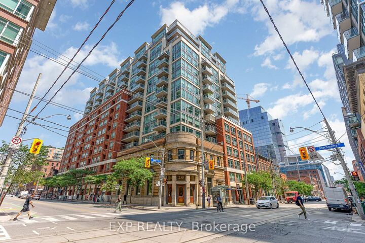 230 King Street 614 — photo 1