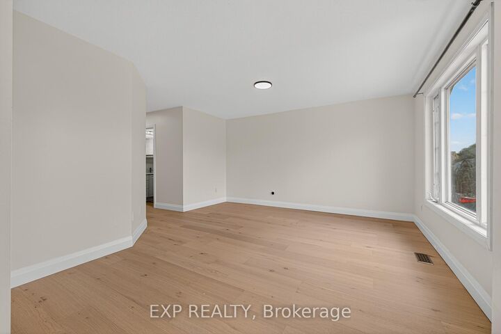 Property Photo: 101 Anastasia Crescent ON N3P 2A8