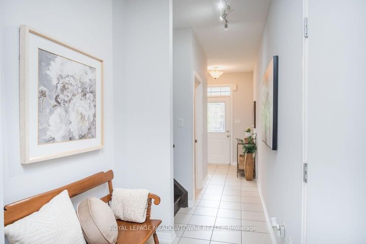 Property Photo:  792 Banks Crescent  ON L9T 9A3 