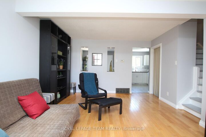 Property Photo: 3400 Paul Anka Drive 90 ON K1V 0C9