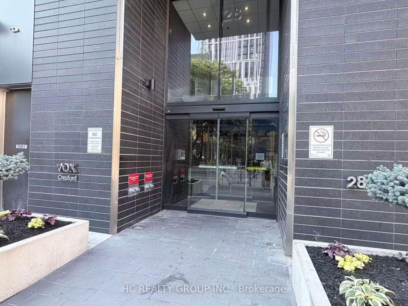 Property Photo: 28 Wellesley Street E 3410 ON M4Y 1G3