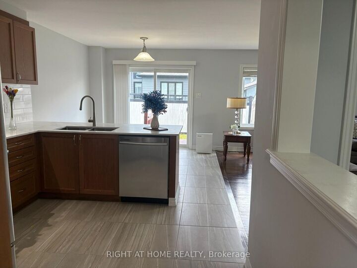 Property Photo:  333 Rouncey Road  ON K2V 0K4 
