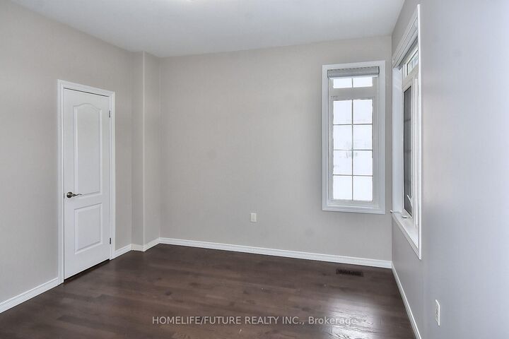 Property Photo:  39 Summer Lane  ON K9K 0G4 
