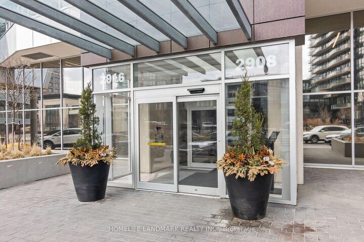 Property Photo: 2916 Highway 7 Road 2404 ON L4K 0K6