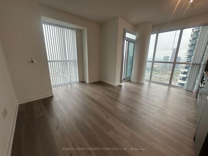 Property Photo:  225 Commerce Street 4112  ON L4K 0R1 