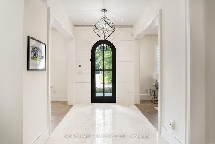 Property Photo: 231 Wedgewood Drive ON L6J 4R6