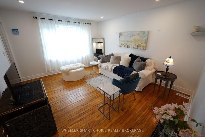 Property Photo:  543 Fifth Street E  ON K6H 2M6 