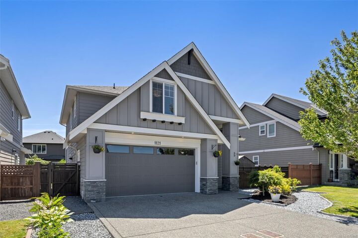 Property Photo:  1121 Smokehouse Cres  BC V9C 0M6 