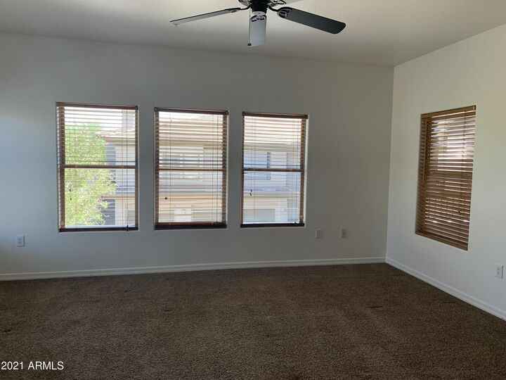 Property Photo:  20121 N 76th Street Unit 2009  AZ 85255 