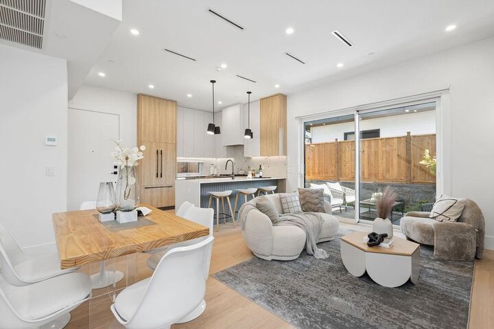 Property Photo: 2752 Graveley Street 2 BC V5K 3J8