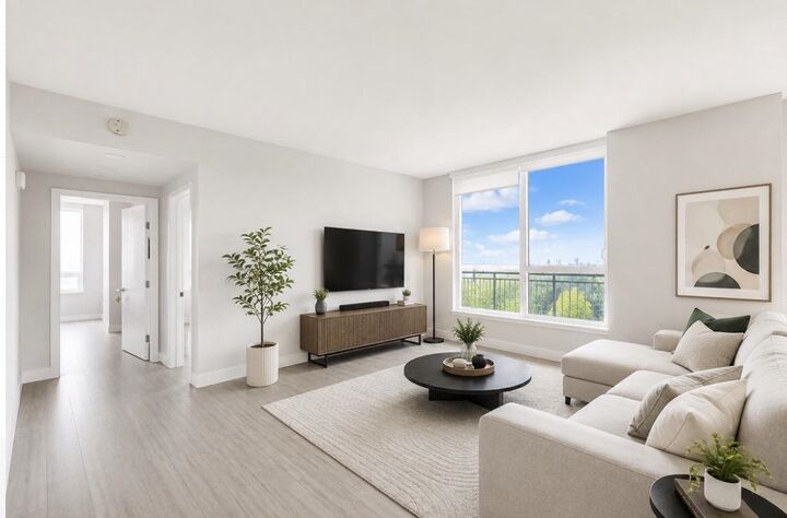 Property Photo: 6533 Buswell Street 701 BC V6Y 0J6
