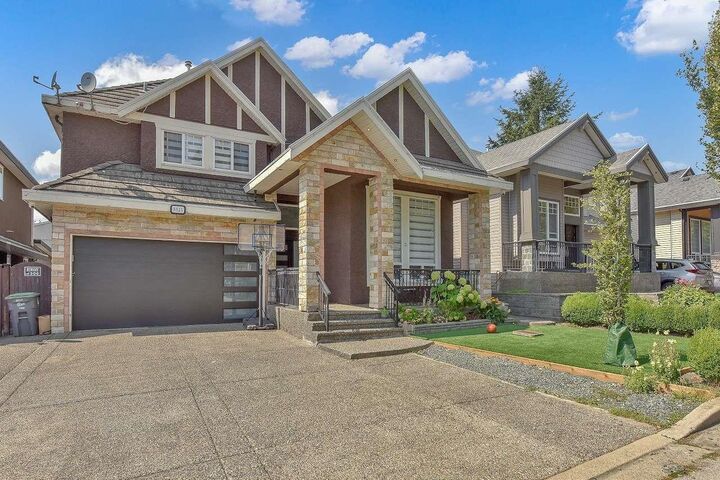 8825 131 Street — photo 1