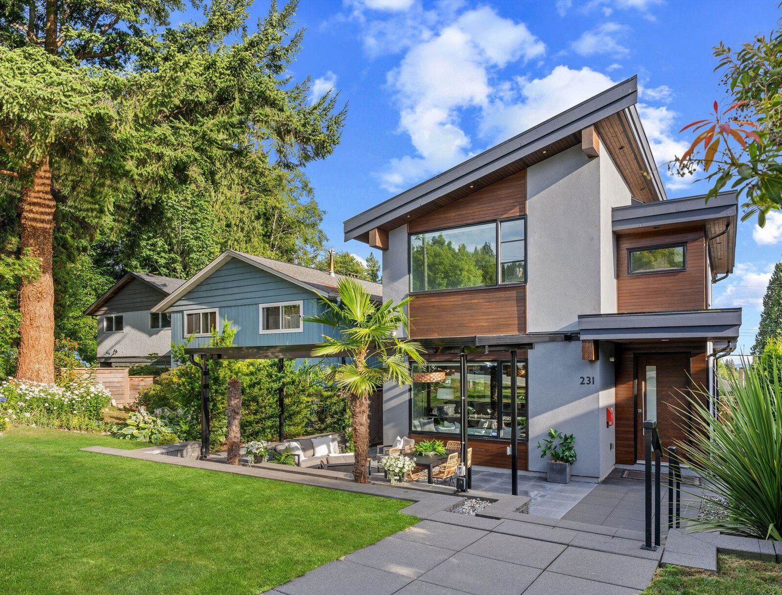 Property Photo: 231 E 27 Street BC V7N 1B7
