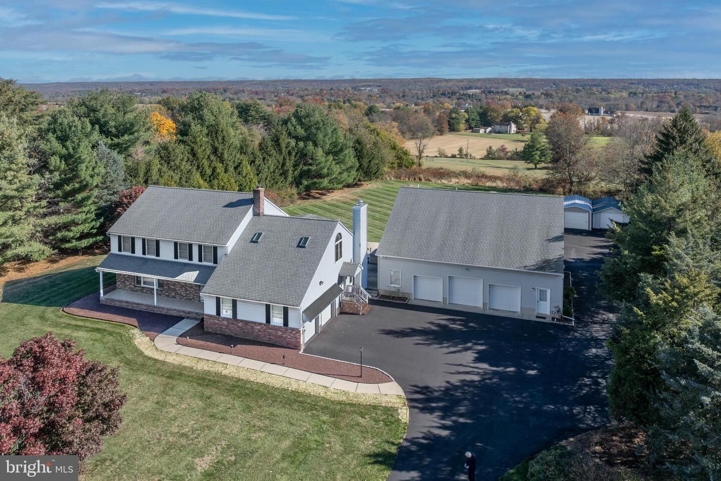 Property Photo:  118 Old York Road  NJ 08551 