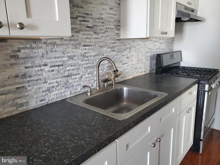 Property Photo:  4354 Manayunk Avenue 2  PA 19128 