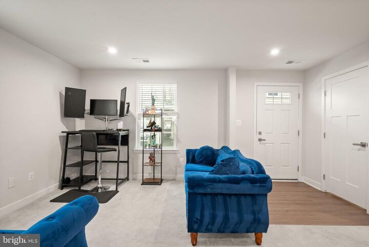 Property Photo:  24550 Pommel Terrace  VA 20166 