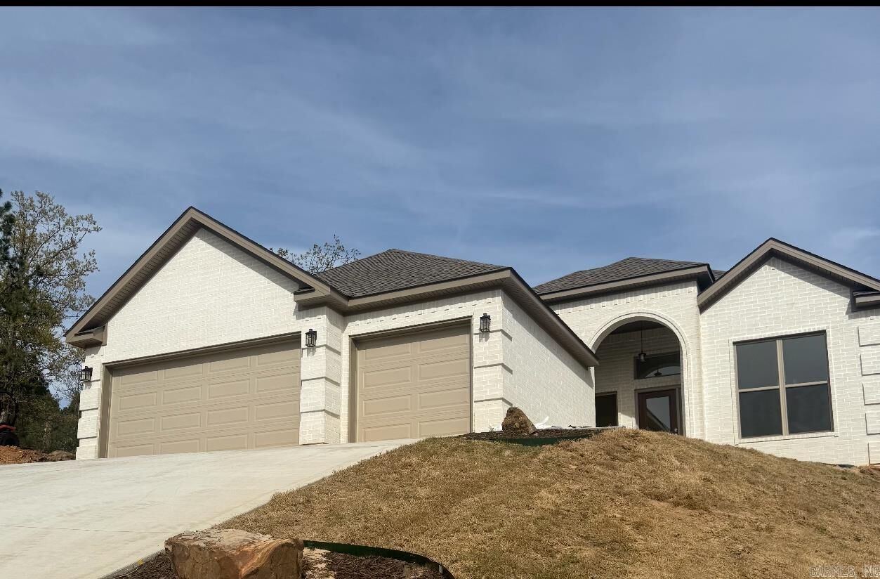 Property Photo: 119 Crestview Drive AR 72113