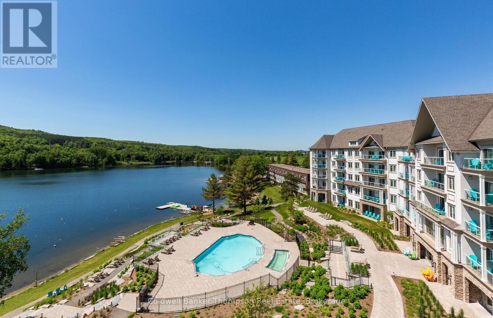 Photo de la propriété: 25 Pen Lake Point Road 403 ON P1H 1A9