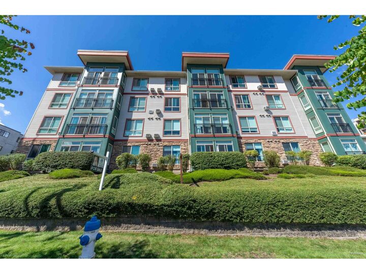 Property Photo: 33485 South Fraser Way 207 BC V2S 8P9