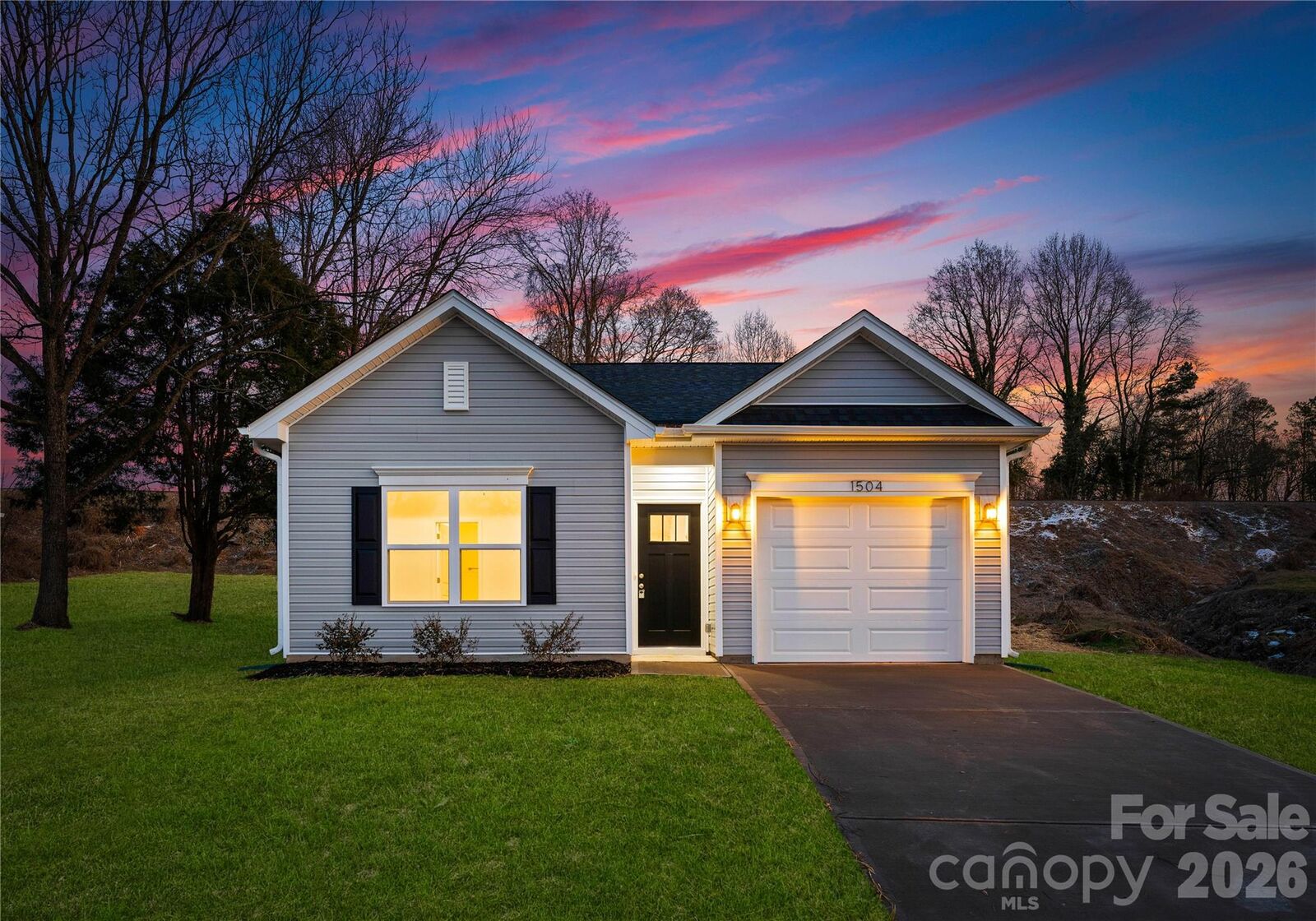 Property Photo: 142 Hansard Drive NC 28214