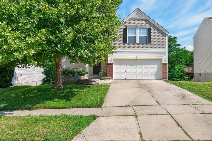 Property Photo:  204 Lights Pointe Court  OH 45157 