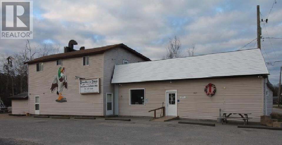 Property Photo: 143 Vermilion Bay St ON P0V 2V0