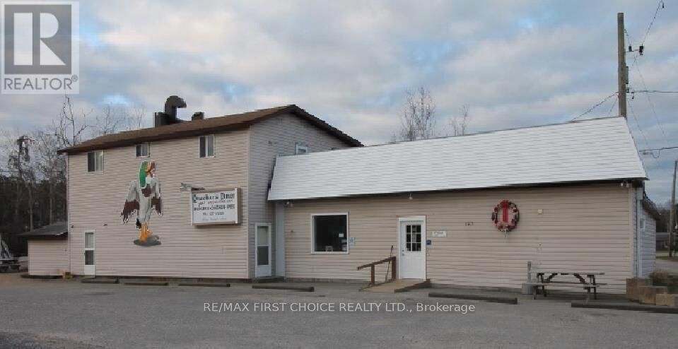 Property Photo: 143 Vermilion Bay Street ON P0V 2V0