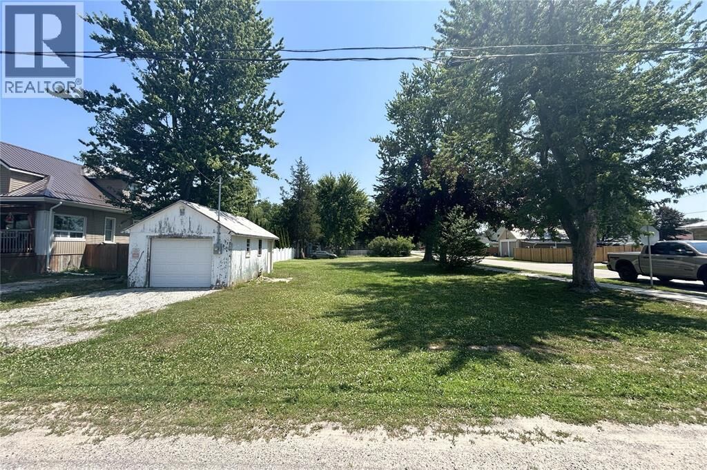 Property Photo: 8066 Wallace Street ON N0N 1A0