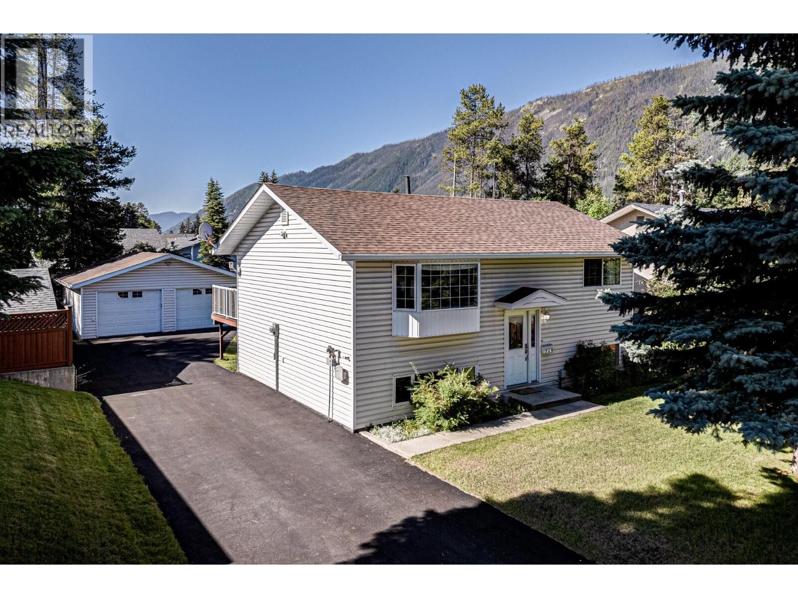 Property Photo:  349 Pacific Yew Crescent  BC V0B 2G0 