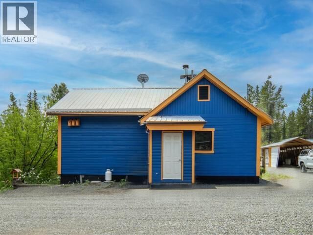 Property Photo: 198 Taku Boulevard YT Y0B 1T0