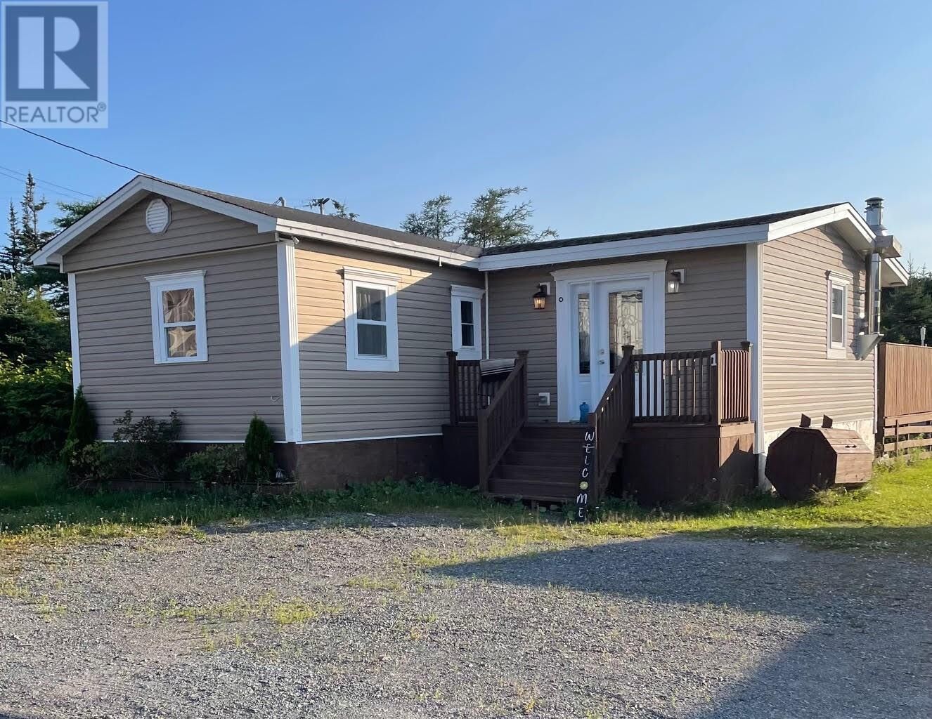 Property Photo: 41 Bayview Drive NL A0B 3H0