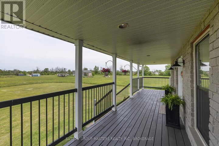 Property Photo: 5052 Bradford Road ON K0H 1V0