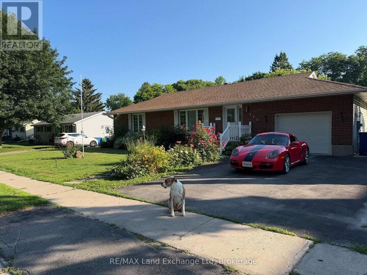Property Photo: 115 Victoria Street West ON N0G 2W0