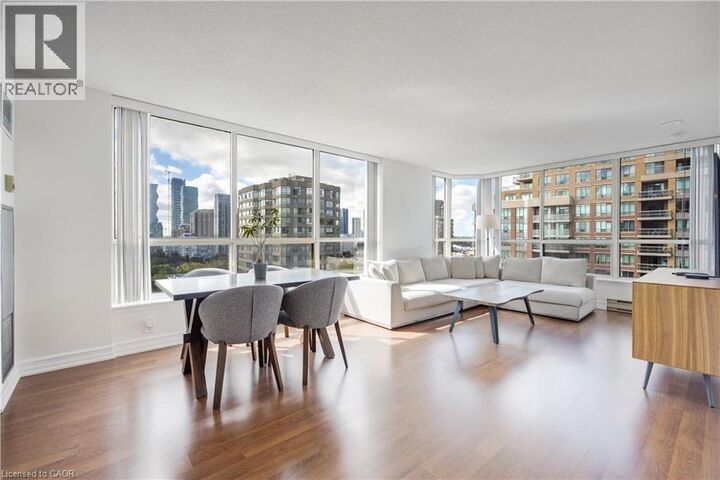 55 Elm Drive West 2204 — photo 1