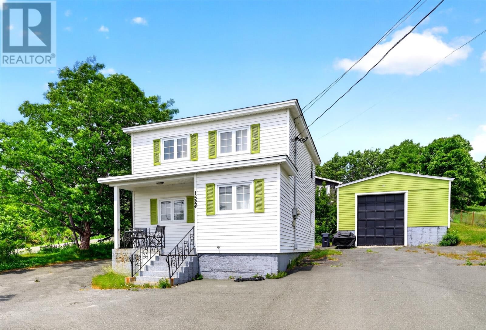 Property Photo: 1524 Topsail Road NL A1L 1R4