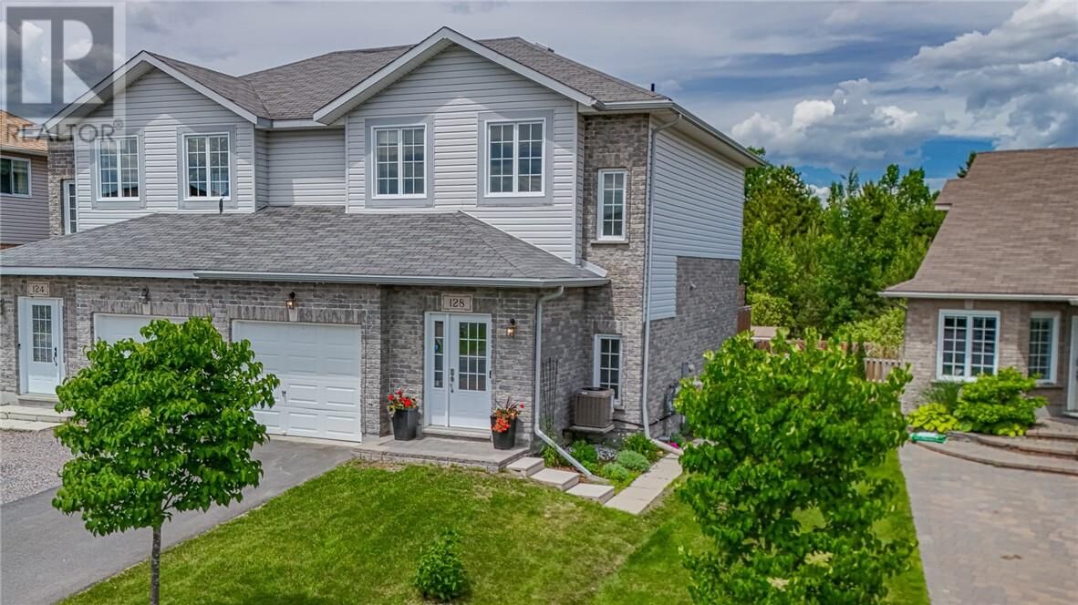 Property Photo: 128 Rinkside Court ON P3E 0E3