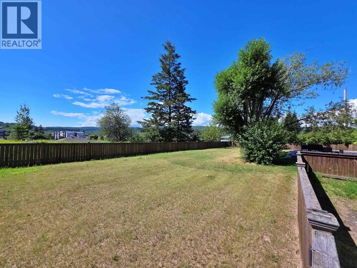 Property Photo:  736 Reid Street  BC V2J 2N4 