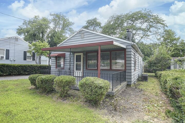 Property Photo:  24 Forest Glen Drive  OH 45042 