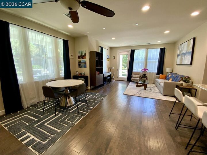 Property Photo: 472 Persimmon Cmn 8 CA 94551