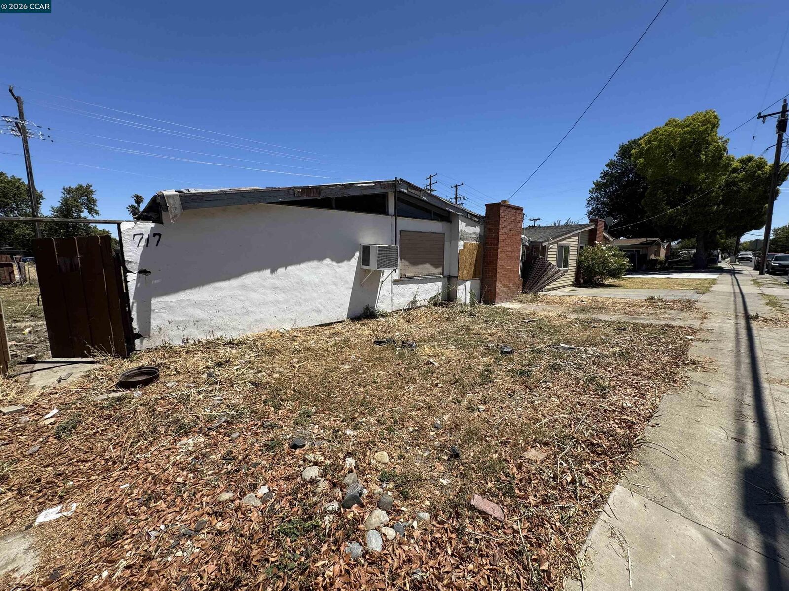 Property Photo: 717 Carpino Ave CA 94565