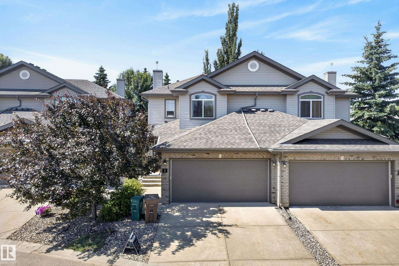 Property Photo: 20 Norman Crest 2 AB T8N 7K4
