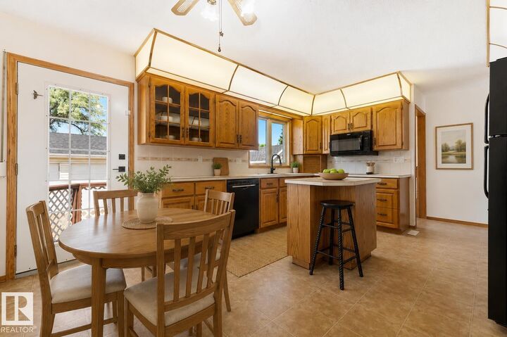 Property Photo: 8406 94 Avenue AB T8L 2R6