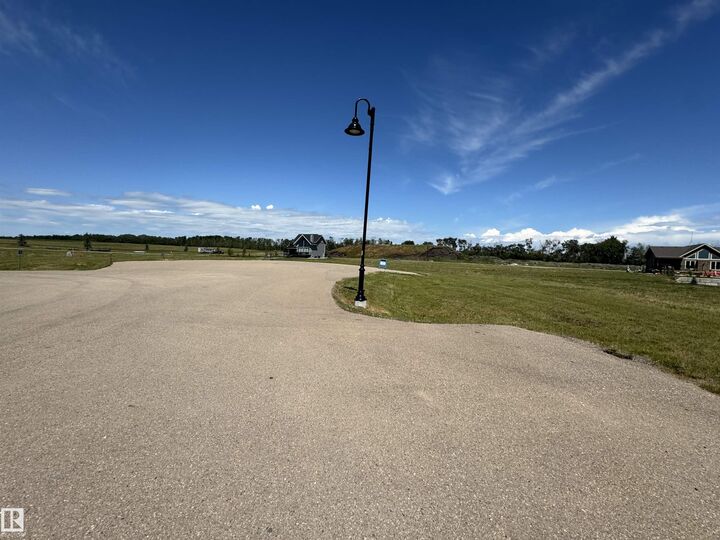 Property Photo:  158 Lakeshore Close  AB T0B 0H3 