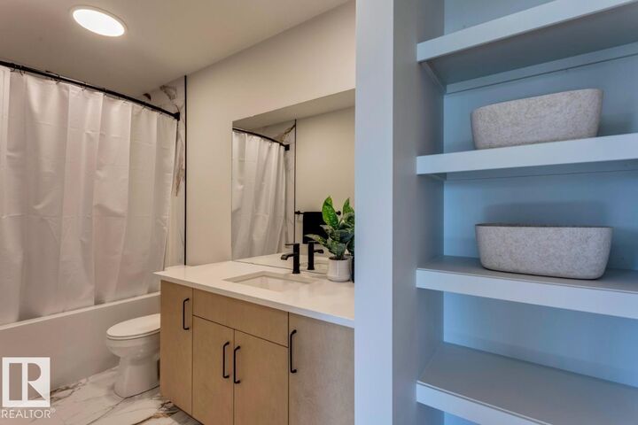 Property Photo: 6311 30 Avenue SW AB T6X 3M9