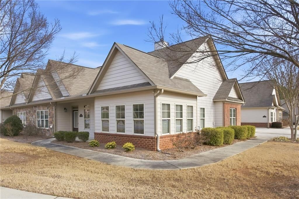 Property Photo:  2403 Tree Arbor Way  GA 30064 