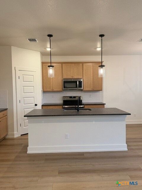 Property Photo: 8918 Trungle Road TX 76502