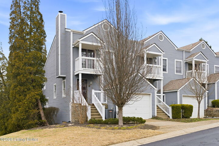 Property Photo: 2005 Harrods Landing Dr 2005 KY 40059