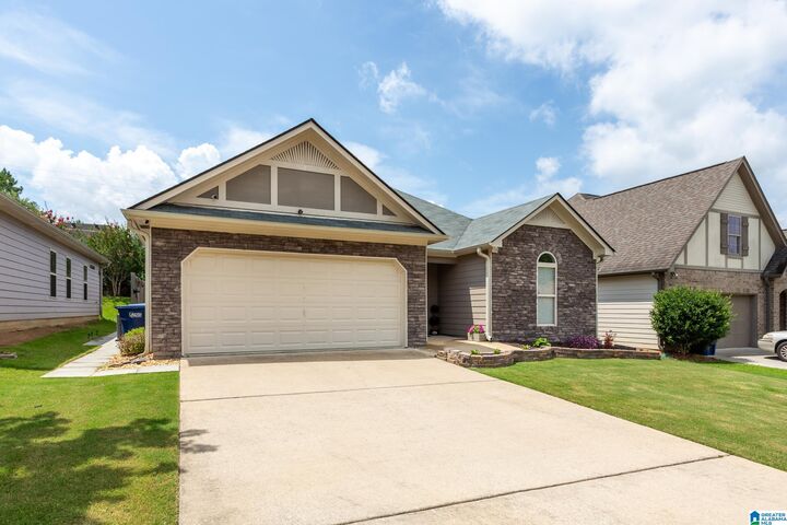 Property Photo:  364 Fox Run Lane  AL 35125 