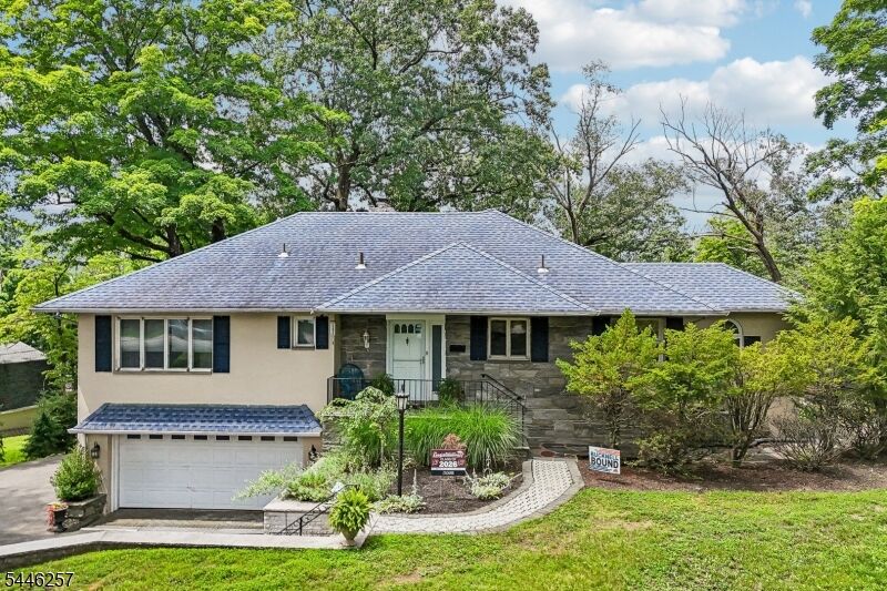 Property Photo: 695 Berdan Ave NJ 07470