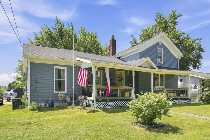 Property Photo: 642 E Dowling Street IN 46755